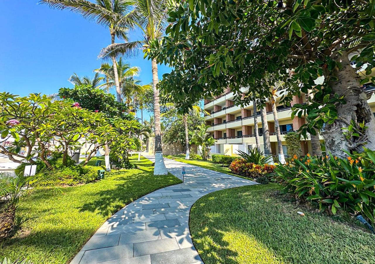 The Palms Resort Of מזטלן מראה חיצוני תמונה