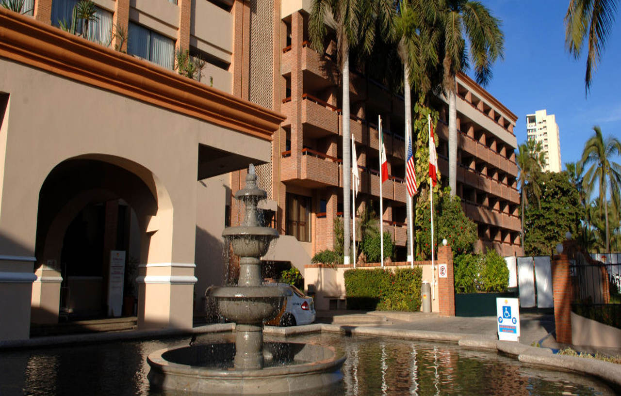 The Palms Resort Of מזטלן מראה חיצוני תמונה